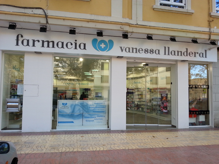 Reforma de Farmacias en Valencia 3